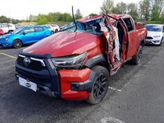 U djelovima Toyota - Hilux 2.8 D4D