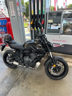 Yamaha - MT07