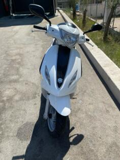 Piaggio - Fly 125