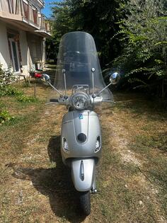 Piaggio - Vespa lx150ie