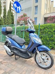 Piaggio - Beverly 250