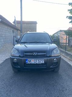 Hyundai - Tucson - 2.0 CRDI 4WD