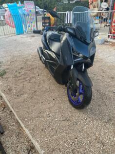 Yamaha - Xmax