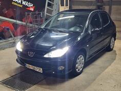 Peugeot - 206