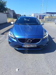 Volvo - V40 - D2