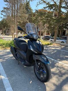 Piaggio - Beverly 400s