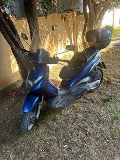 Piaggio - Beverly 250