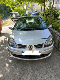 Renault - Scenic