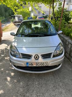 Renault - Scenic