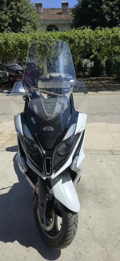 Kymco - Downtown