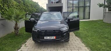 Audi - Q7 - 50