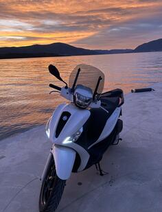Piaggio - Medley 155s