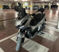 Honda - ADV