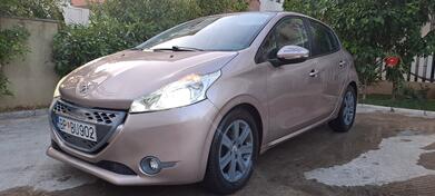Peugeot - 208 - 1.4 e-hdi