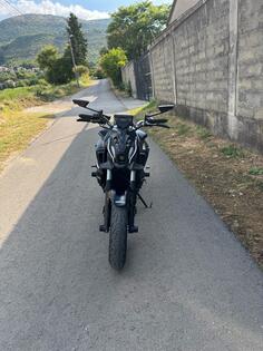 Yamaha - MT-07