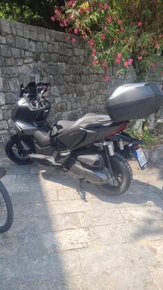 Honda - ADV 350