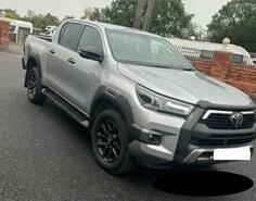 U djelovima Toyota - Hilux 2.8 D4D