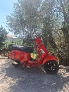 Piaggio - vespa gts