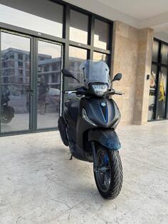 Piaggio - Beverly 400 s