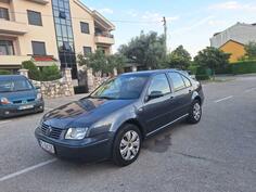 Volkswagen - Bora - 1,9 tdi 81 kilovat