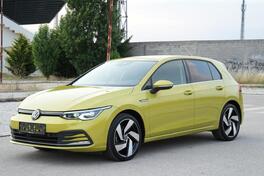 Volkswagen - Golf 8 - 1ST EDITION