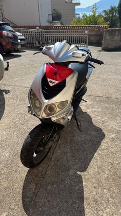 Peugeot - Speedfight 2