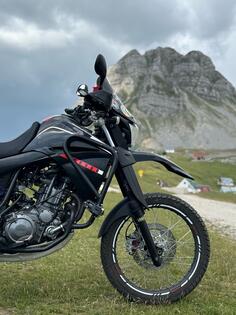Yamaha - XT 660R