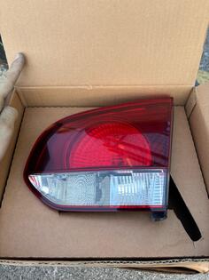Oba stop svjetla za Volkswagen - Golf 6    - 2008-2012