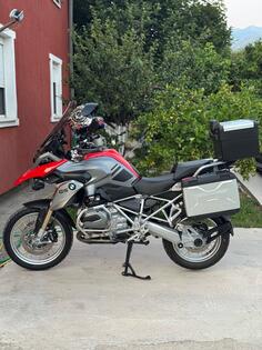 BMW - GS 1200r
