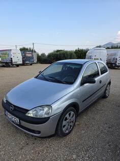 Opel - Corsa - 1.2 BENZIN