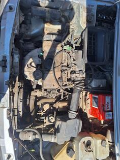 Motor za Automobile - Peugeot - 206    - 2006