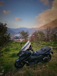 Yamaha - T Max 560