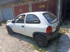 U djelovima Opel - Corsa 1.2 Benz