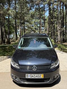 Volkswagen - Touran - 2.0 tdi
