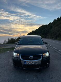 Volkswagen - Touran - 2.0