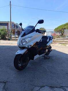Yamaha - t max