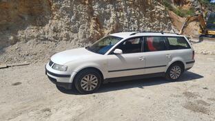 Volkswagen - Passat - 1.9