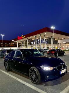 BMW - 320