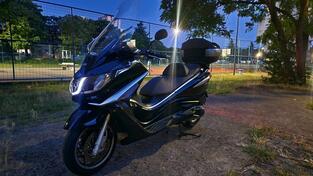Piaggio - x10