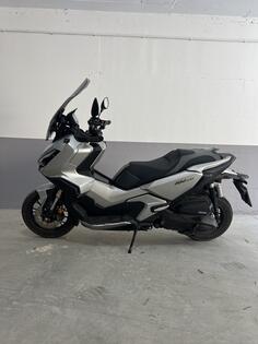 Honda - ADV 350