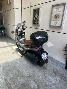 SYM - HD300