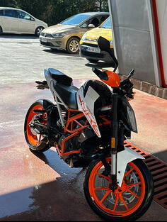 KTM - KTM DUKE 390