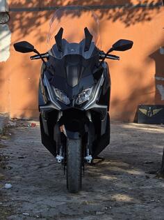 Kymco - ak 550 premiym