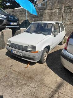 Renault - R 5
