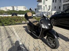 Piaggio - vespa
