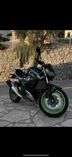 Kawasaki - Z500 SE