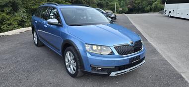 Škoda - Octavia - 2.0 tdi 4x4-SCOUT