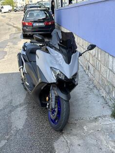 Yamaha - T max