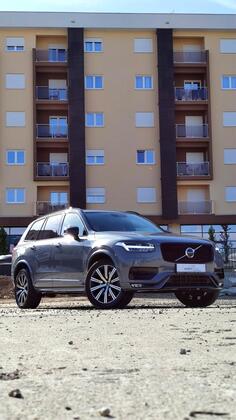 Volvo - XC 90 - B5