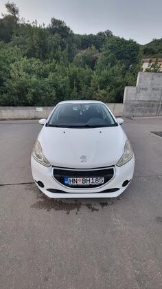 Peugeot - 208 - 1.4 HDI